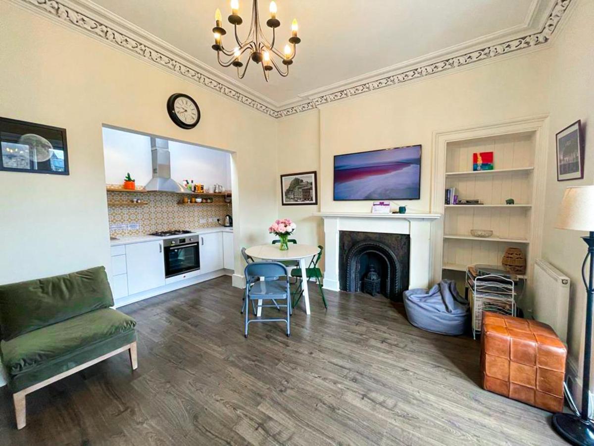 Appartamento Open Plan 2 Bed Apt, Near Edinburgh Castle Esterno foto